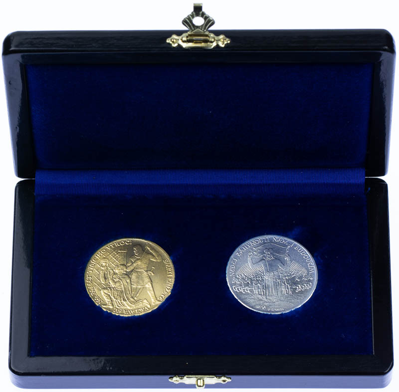 Coin-front