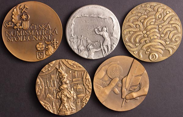 Coin-front
